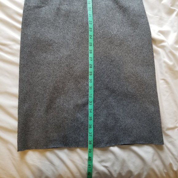 Vintage minimalist grey wool sheath dress - Picture 7 of 8